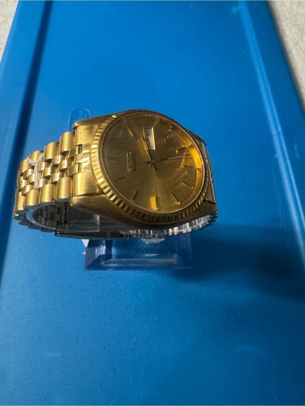 Seiko wristwatch gold